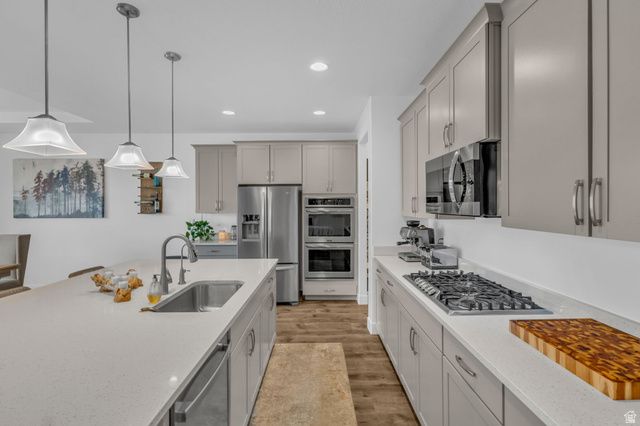 2454 W JACKSON ST, Mapleton, UT 84664