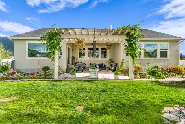 2454 W JACKSON ST, Mapleton, UT 84664