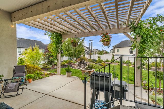2454 W JACKSON ST, Mapleton, UT 84664