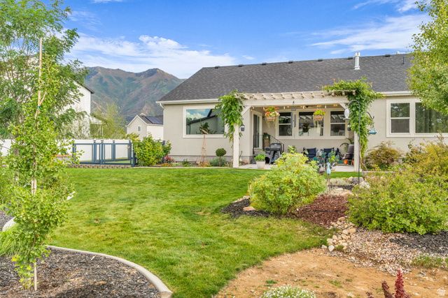 2454 W JACKSON ST, Mapleton, UT 84664