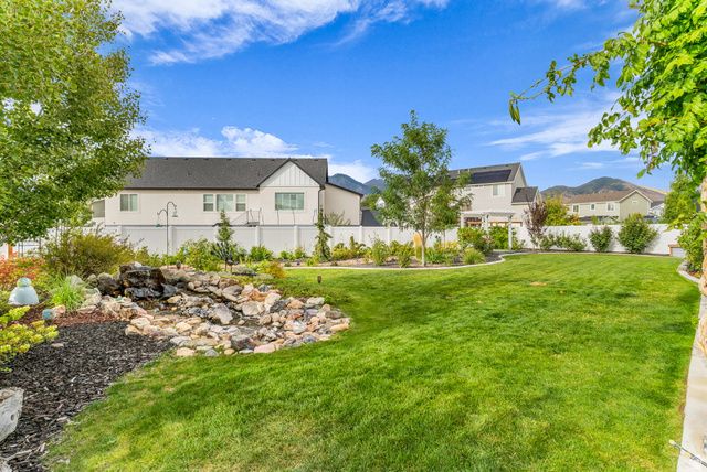 2454 W JACKSON ST, Mapleton, UT 84664