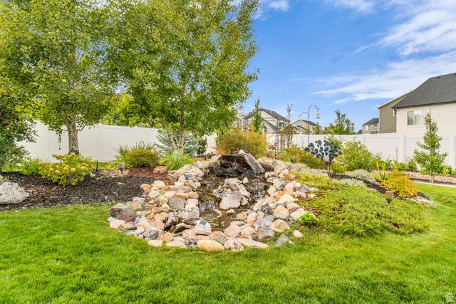 2454 W JACKSON ST, Mapleton, UT 84664