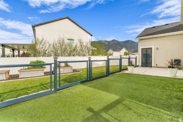 2454 W JACKSON ST, Mapleton, UT 84664