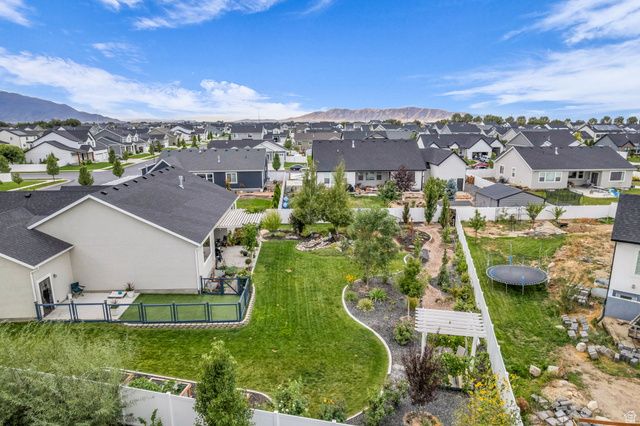 2454 W JACKSON ST, Mapleton, UT 84664