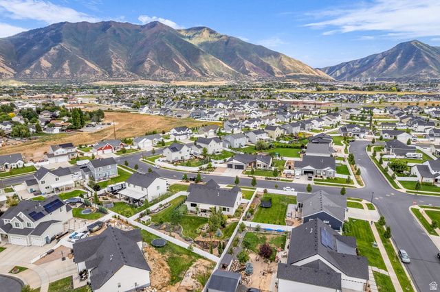 2454 W JACKSON ST, Mapleton, UT 84664
