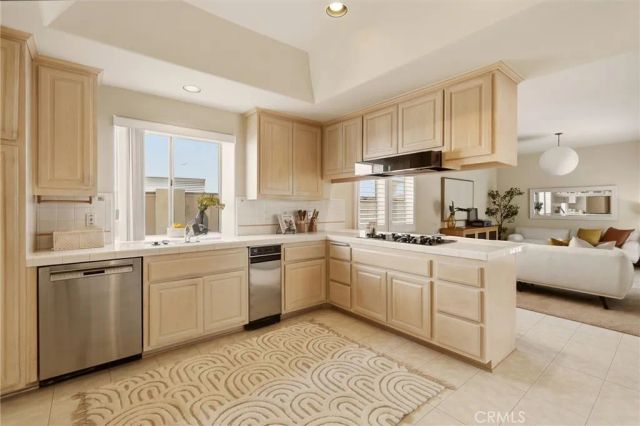 2217 Clark Lane, Redondo Beach, CA 90278