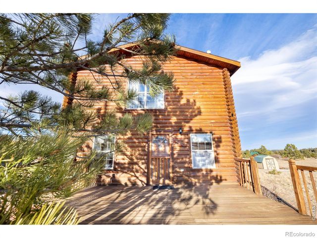 120 N Cucharas Mountain Court, Livermore, CO 80536