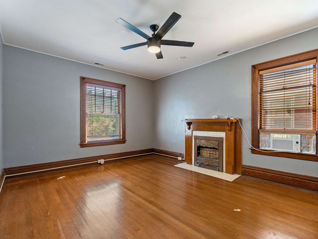 210 11th Ave, Huntington, WV 25701