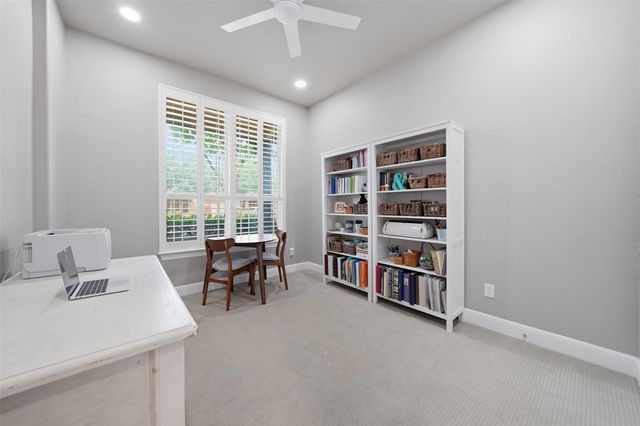 447 Clear Springs HOLW, Buda, TX 78610