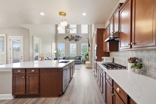 447 Clear Springs HOLW, Buda, TX 78610