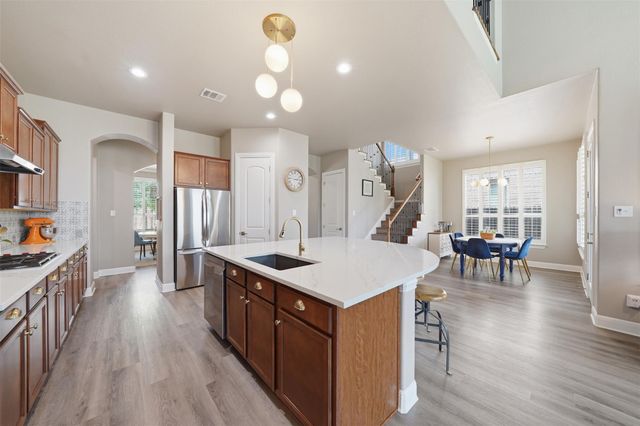 447 Clear Springs HOLW, Buda, TX 78610