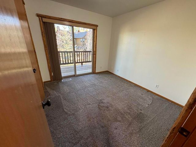 385 Sunrise Way, Big Bear, CA 92315