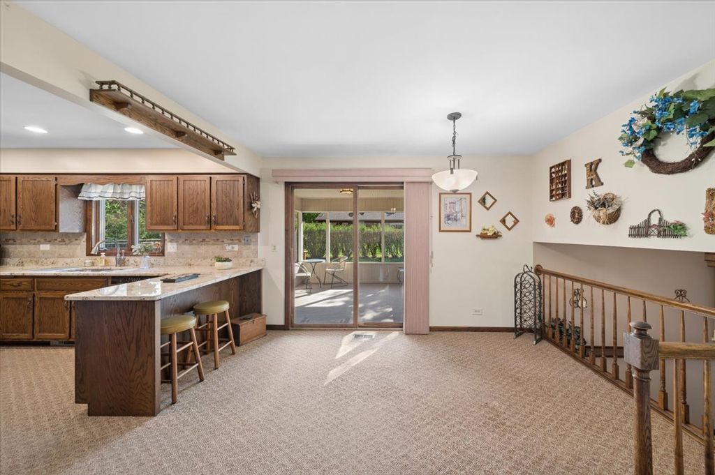 1111 Rushwood Avenue, Shorewood, IL 60404 — photo 5
