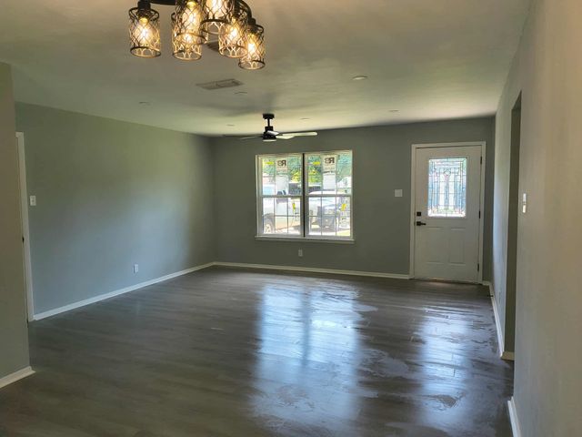 405 Drake, Longview, TX 75605