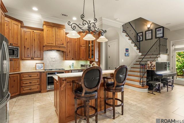 9613 Octavia Ave, Baton Rouge, LA 70809