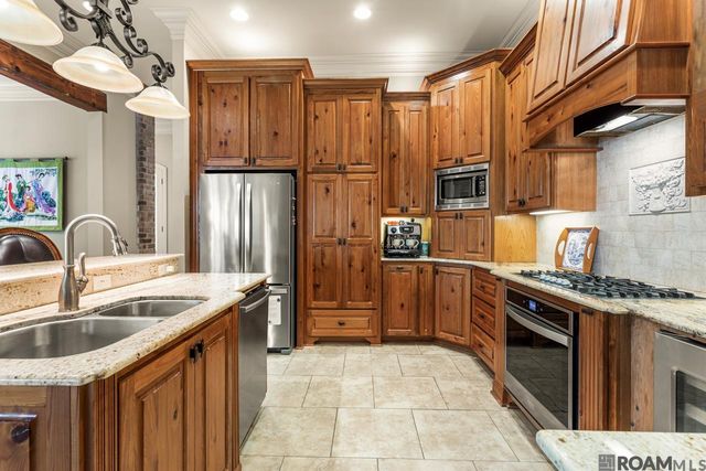 9613 Octavia Ave, Baton Rouge, LA 70809