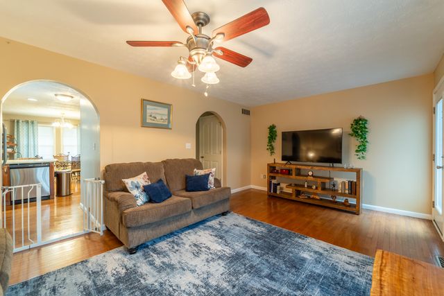 606 Coleman Drive, Berea, KY 40403