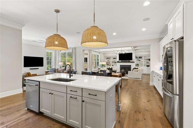 1060 Kent Court, Milton, GA 30004
