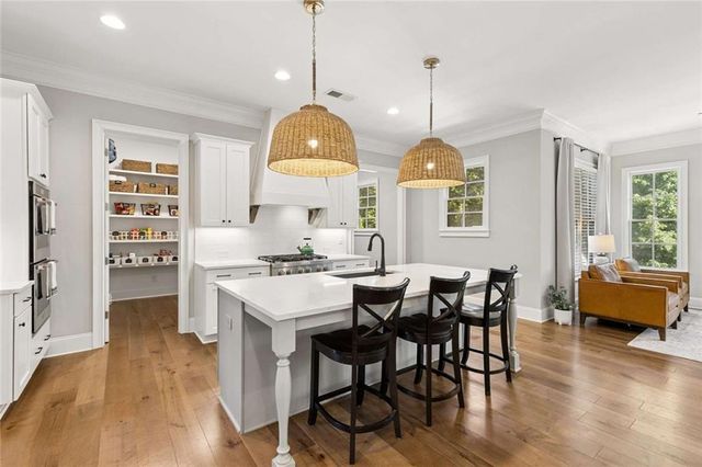 1060 Kent Court, Milton, GA 30004