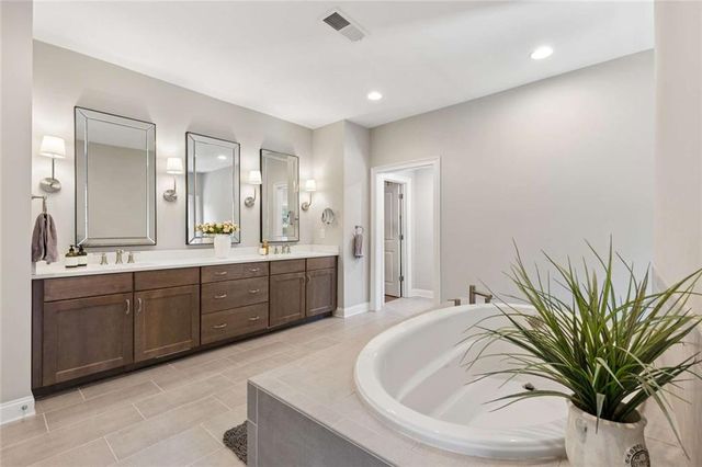 1060 Kent Court, Milton, GA 30004