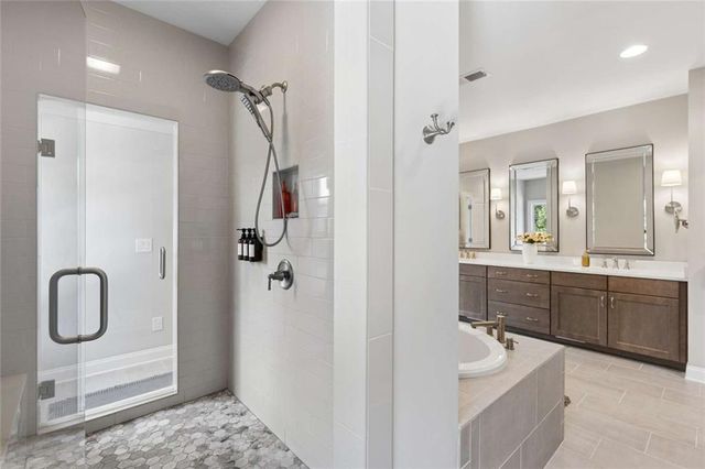 1060 Kent Court, Milton, GA 30004