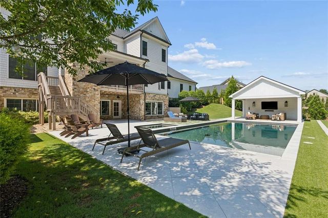 1060 Kent Court, Milton, GA 30004
