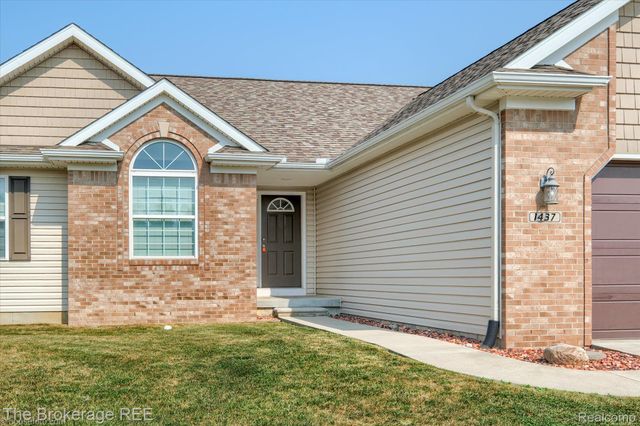 1437 Pondview Drive, Davison Township, MI 48423
