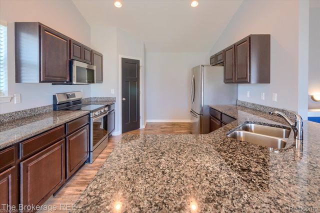 1437 Pondview Drive, Davison Township, MI 48423