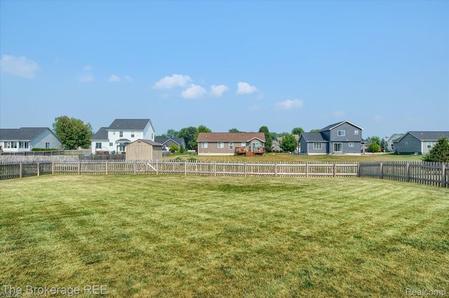 1437 Pondview Drive, Davison Township, MI 48423