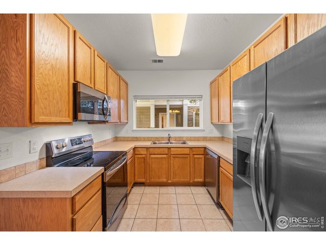 4725 Hahns Peak Dr 101, Loveland, CO 80538