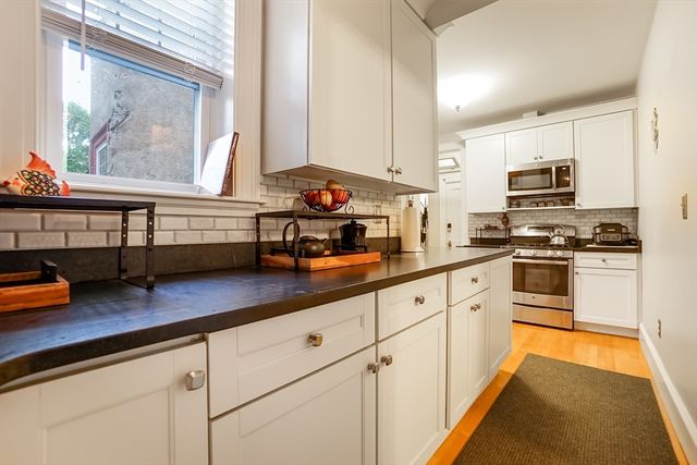 569 Franklin St 6, Melrose, MA 02176