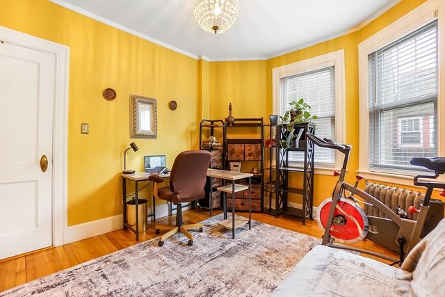 569 Franklin St 6, Melrose, MA 02176
