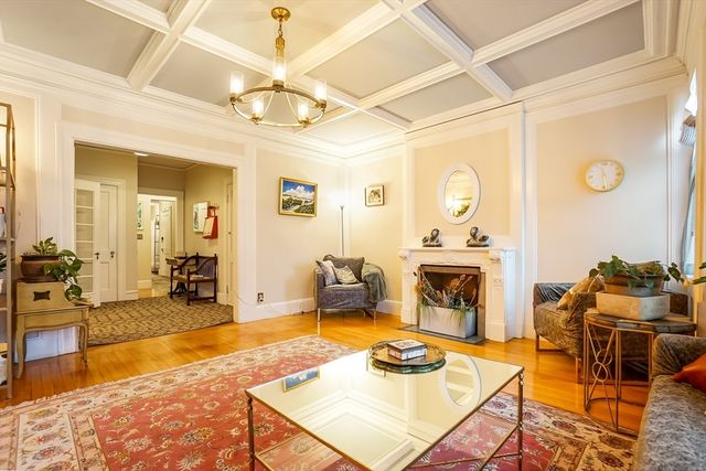 569 Franklin St 6, Melrose, MA 02176