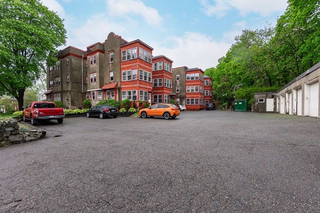 569 Franklin St 6, Melrose, MA 02176
