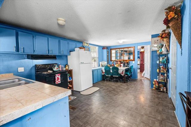 3629 County Road 870, Alvin, TX 77511