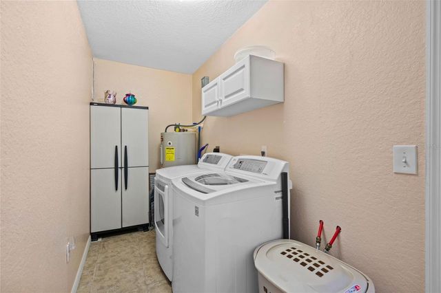 6925 CROCK AVENUE, North Port, FL 34291