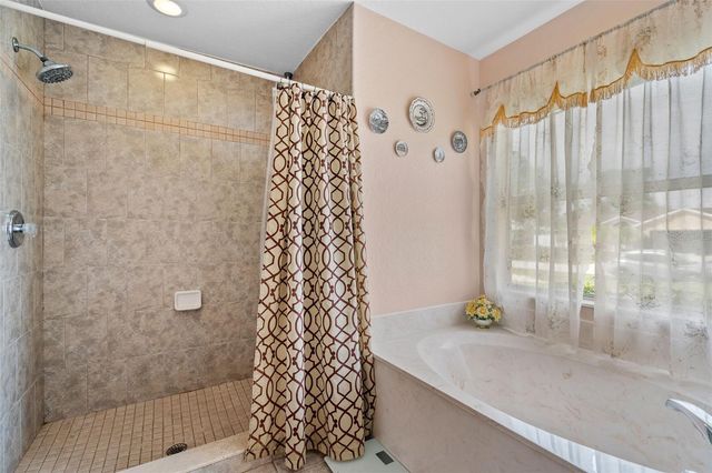 6925 CROCK AVENUE, North Port, FL 34291