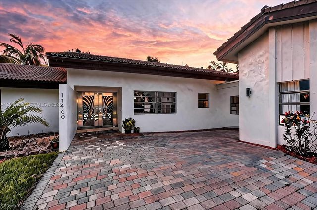 11460 SW 1st Ct, Plantation, FL 33325