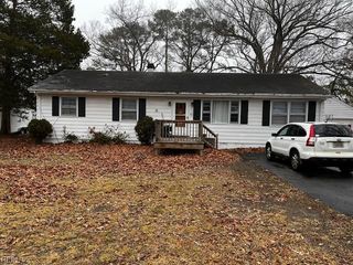 713 Todds LN, Hampton, VA 23666