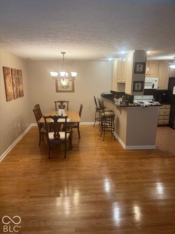 7662 Briarstone Lane, Indianapolis, IN 46227