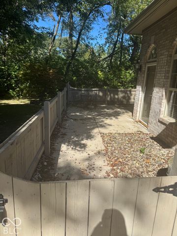 7662 Briarstone Lane, Indianapolis, IN 46227