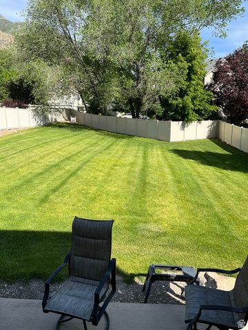 1066 CINNAMON DR, Provo, UT 84606