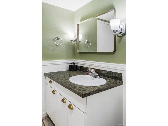 669 N Washington St 203, Denver, CO 80203