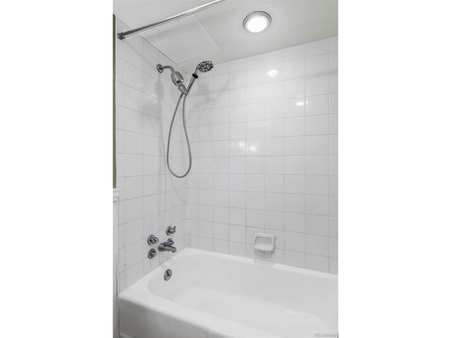 669 N Washington St 203, Denver, CO 80203