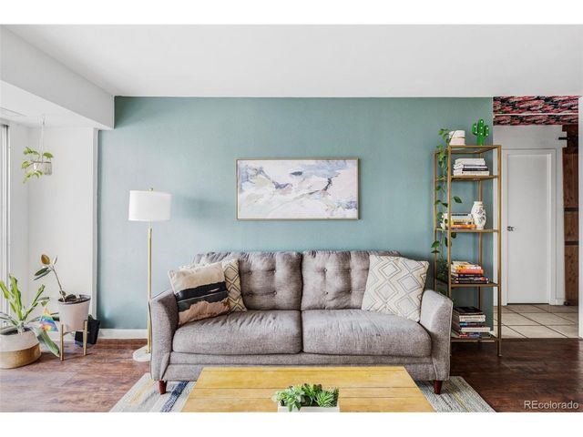 669 N Washington St 203, Denver, CO 80203