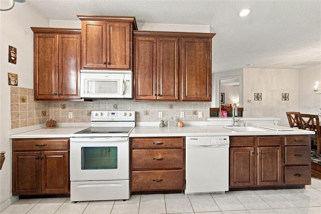 5281 PEBBLE BEACH BOULEVARD, Winter Haven, FL 33884