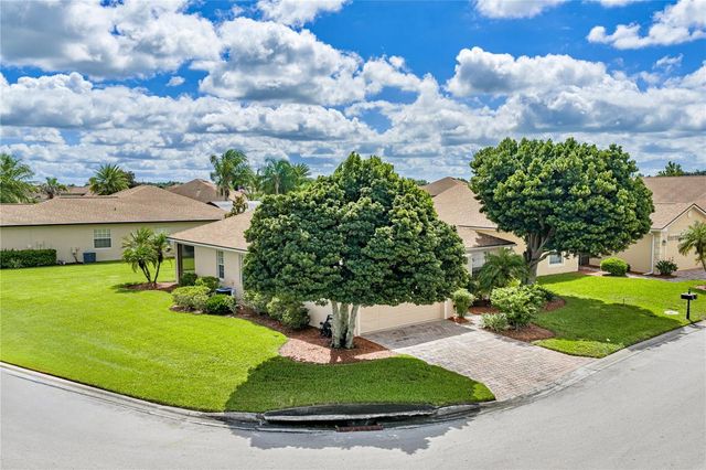 5281 PEBBLE BEACH BOULEVARD, Winter Haven, FL 33884