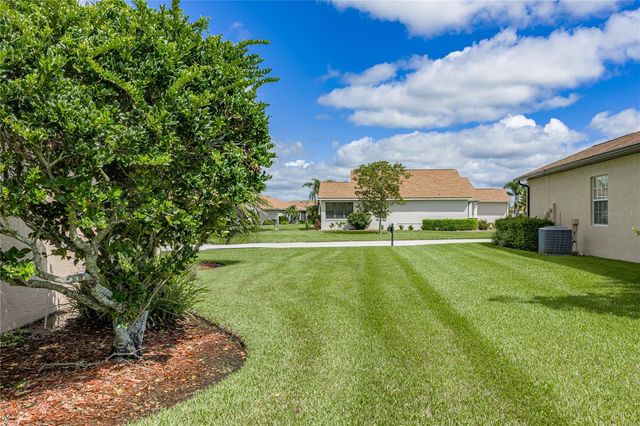 5281 PEBBLE BEACH BOULEVARD, Winter Haven, FL 33884