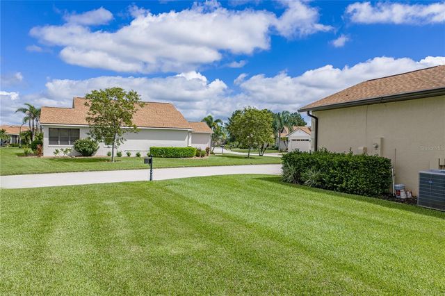 5281 PEBBLE BEACH BOULEVARD, Winter Haven, FL 33884