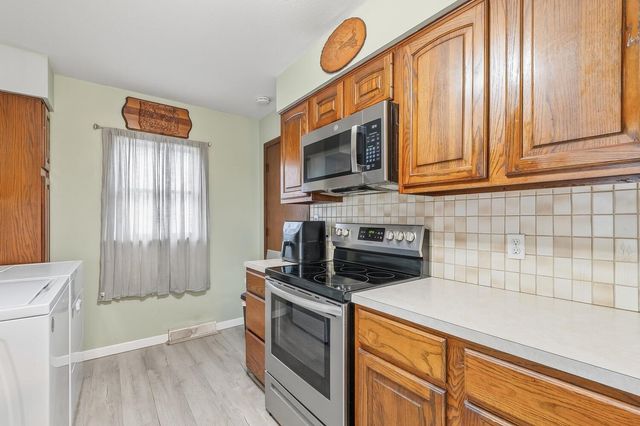 1913 Cron St, Augusta, KS 67010